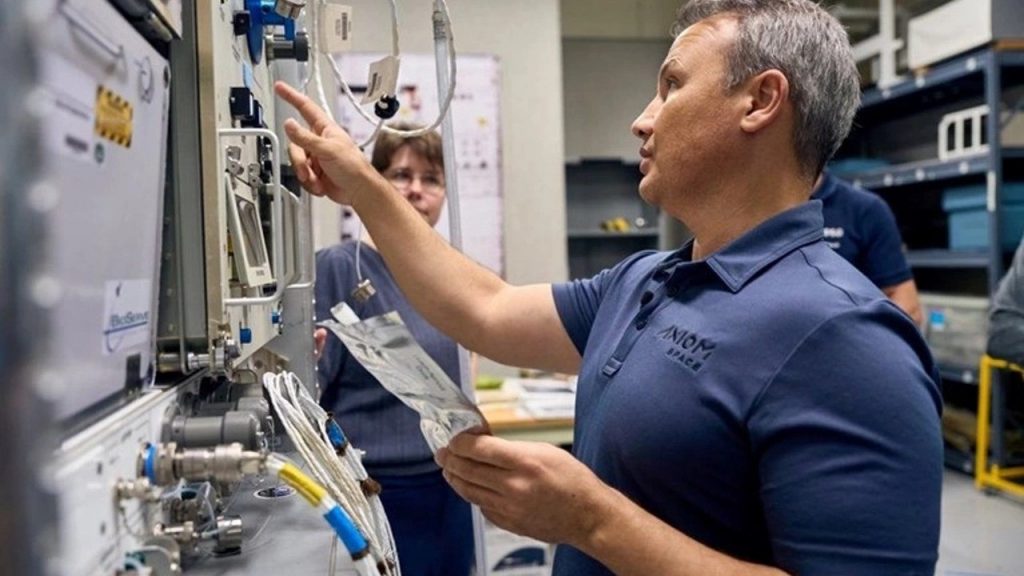 İlk Türk astronot Alper Gezeravcı, bugün 2 deney yapacak – BRTK
