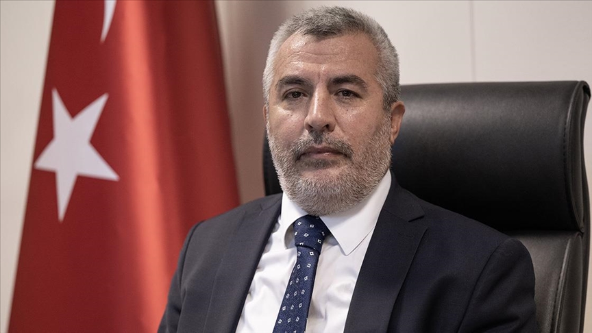 ÖSYM Başkanı Ersoy, bu yıl yapılacak sınavlara ilişkin açıklamalarda bulundu:  “Yapay zeka ile soru üreteceğiz, değerlendirmeler yapacağız ve bu alanda çok önemli bir başlangıç olacak”