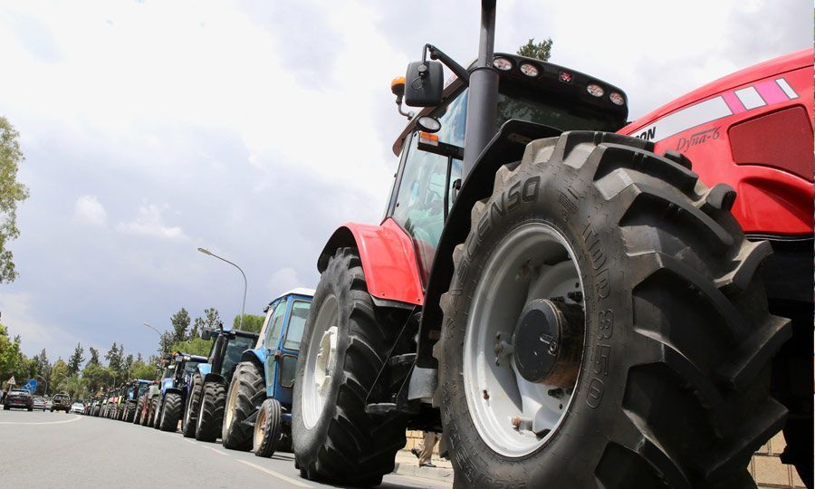 Rum çiftçilerin eylemi başladı