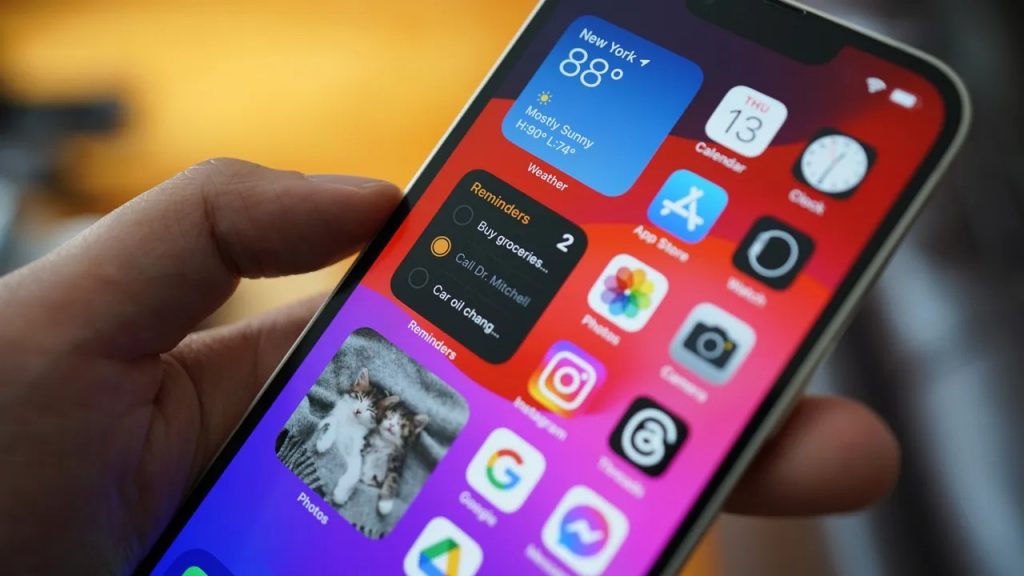 Apple bir iPhone’dan daha desteğini çekiyor!