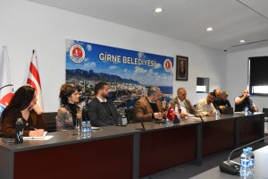 Girne Belediye Başkanı Şenkul Antik Liman esnafı ile toplantı yaptı