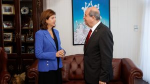 Holguin:Kıbrıs meselesine Kıbrıs sorunu değil de Kıbrıs konusu olarak bakılmaya başlanmasını temenni ediyorum