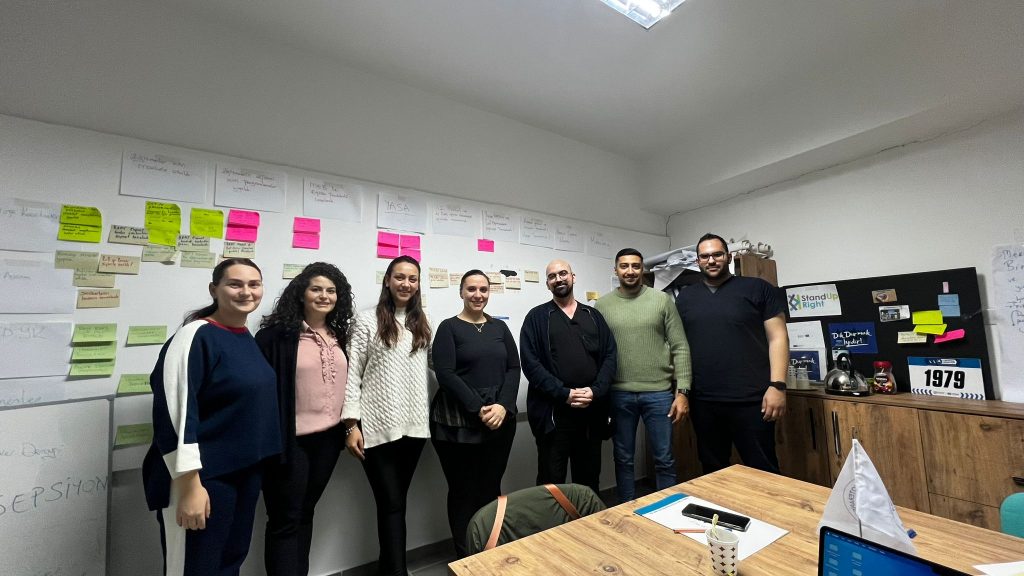 Fizyoterapistler Derneği fiziksel tıp ve rehabilitasyon hekimleri ile toplantı yaptı – BRTK