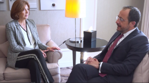 Hristodulidis Brüksel’de Holguin’le görüştü