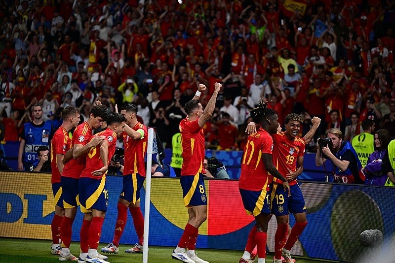 EURO 2024’te şampiyon İspanya!
