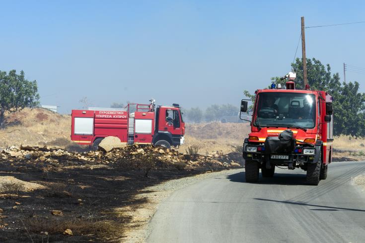 Larnaka’daki yangın kontrol altına alındı.Baf’ta yeni yangın çıktı