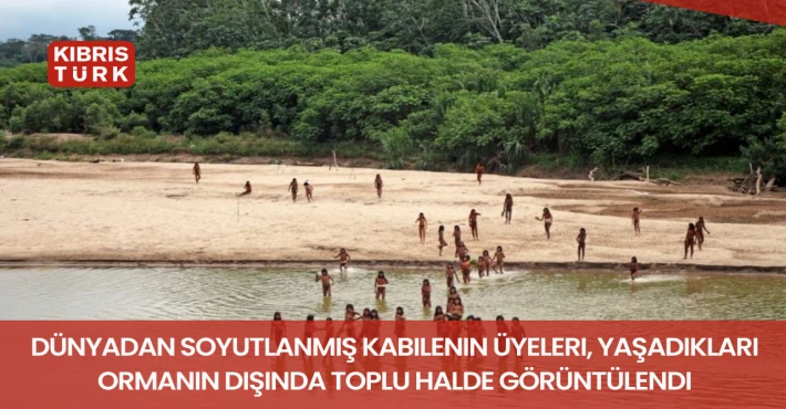Dünyadan soyutlanmış kabilenin üyeleri, yaşadıkları ormanın dışında toplu halde görüntülendi