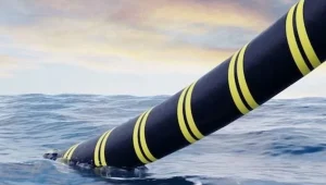 İtalyan araştırma gemisi Türk kıta sahanlığına girdi, Türk ve Yunan savaş gemilerini karşı karşıya getirdi