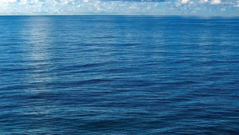 Baf açıklarında ticari gemiden düşen şahıs 5 saat sonra kurtarıldı