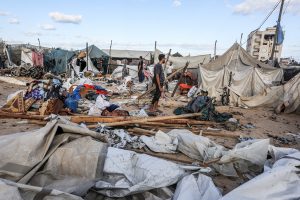 İsrail ordusunun Gazze’ye düzenlediği saldırılarda son 10 günde 321 Filistinli öldü