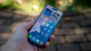 Apple Intelligence destekleyen iOS 18.1 çıktı!