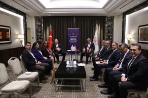 Sağlık Bakanı Dinçyürek, TC Sağlık Bakanı Memişoğlu ile bir araya geldi