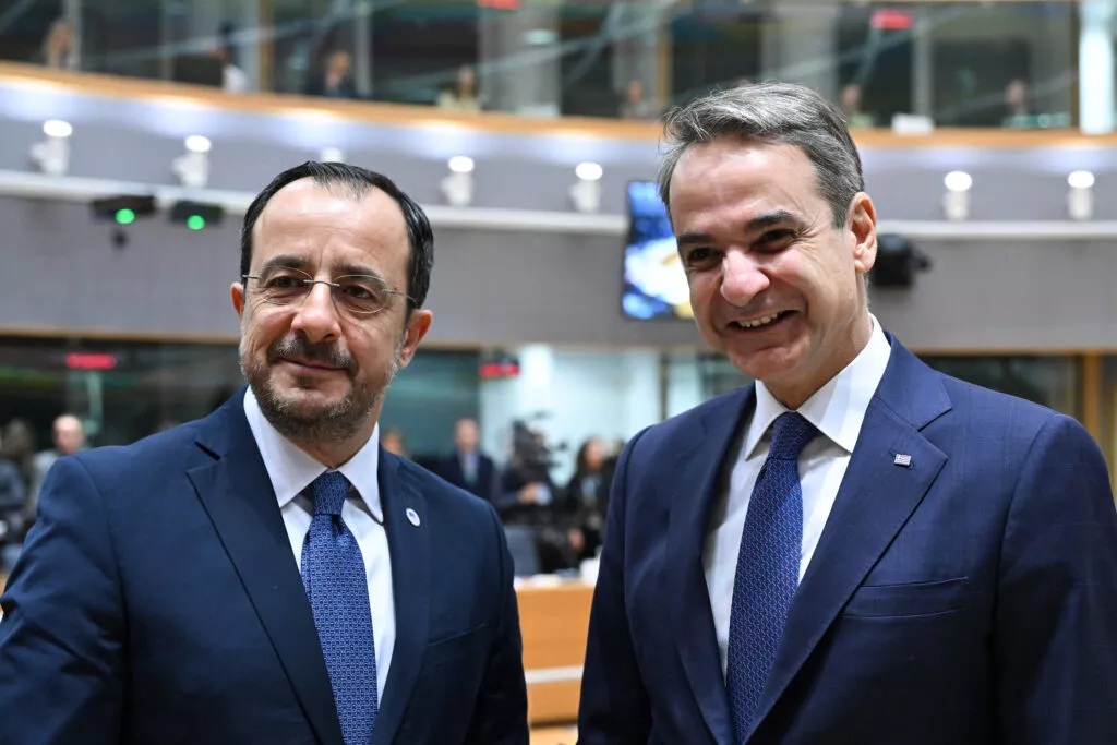 Hristodulidis ve Miçotakis kaygılı