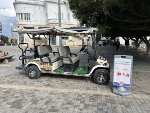 Girne Belediyesi Ramadan Cemil Meydanı- Antik Liman arasında ücretsiz buggy servisi başlattı