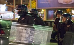 Limasol ve Lefkoşa Rum kesimi olaylı maçlara sahne oldu!