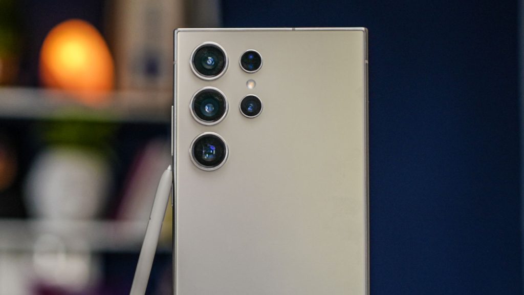 Android 15 güncellemesi alacak Samsung modelleri – Güncel