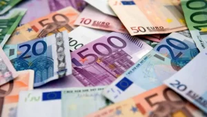 KKTC’de bulunan yıpranmış euro banknotların piyasadan çekilmesi düşünülüyor