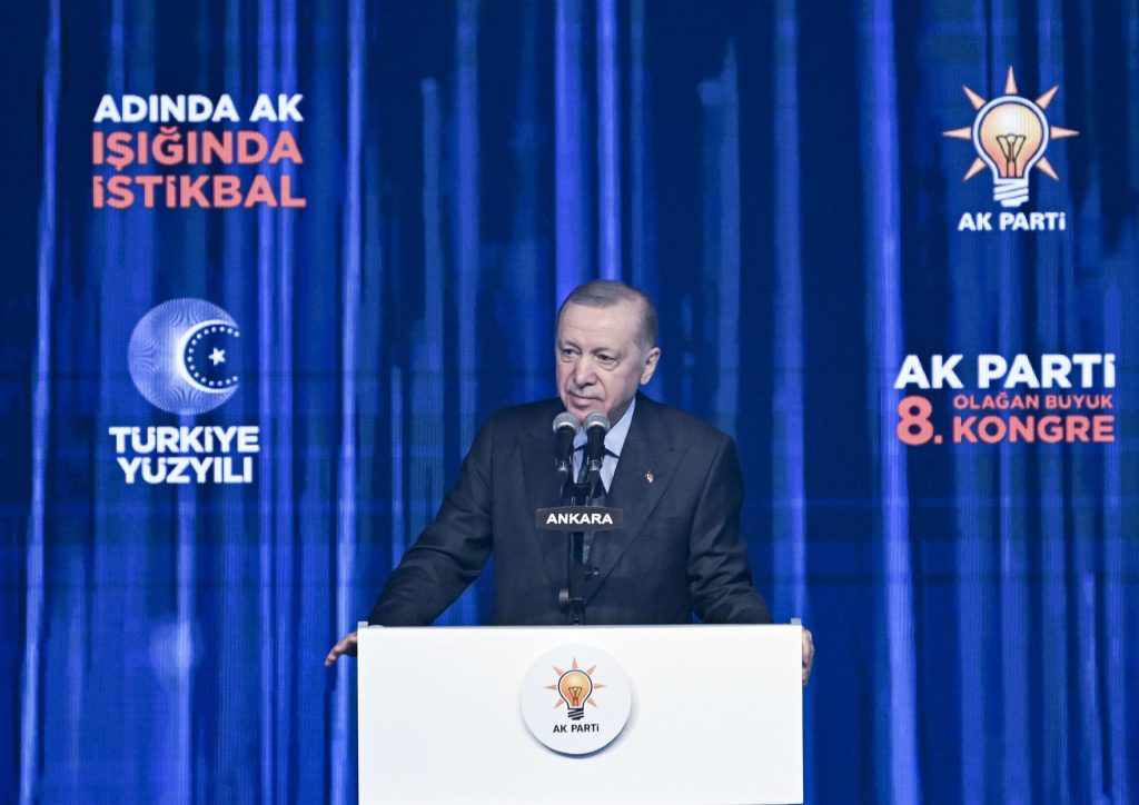 Erdoğan: Üye sayısıyla dünyanın en büyük partileri sıralamasında ilk 5’te yer alan bir siyasi kuruluşuz
