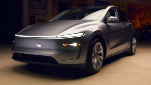 Tesla Model Y araçlara, adaptif uzun far teknolojisi geliyor!