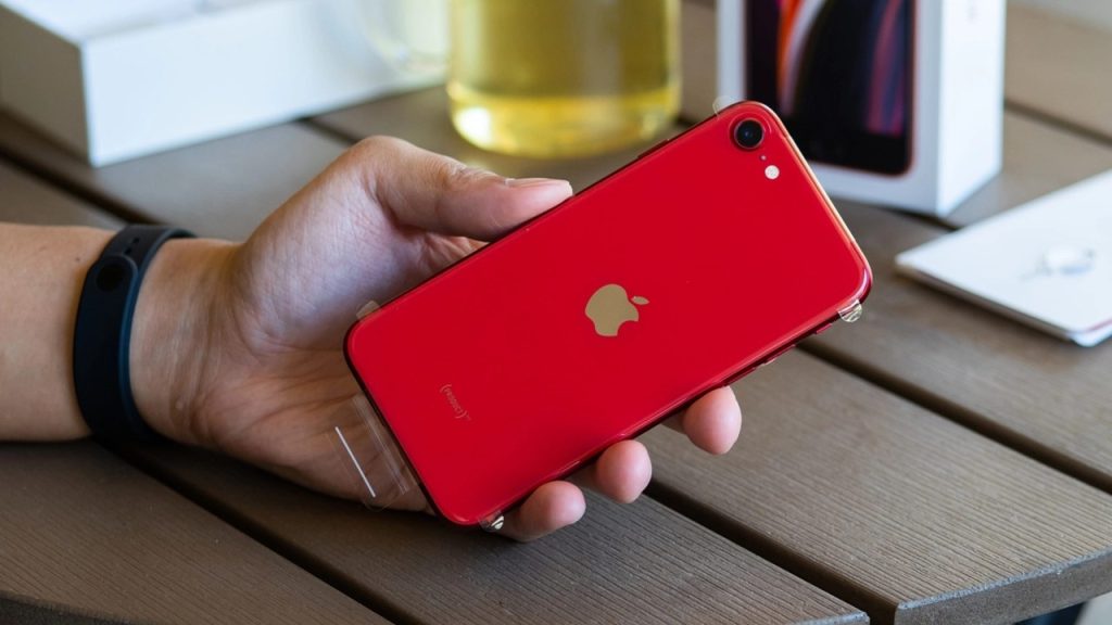Küçük ekranlı iPhone devri bitiyor mu?