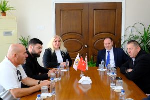 Öztürkler, Karpaz’da bir dizi ziyaret yaptı