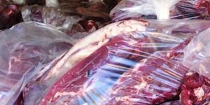 Kasap dükkanında 273 kilo kaçak et ele geçirildi