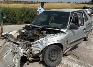 Çayırova’daki trafik kazasında iki kişi yaralandı