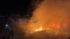 İsrail, Gazze’de Filistinlilerin çadırlarını bombaladı