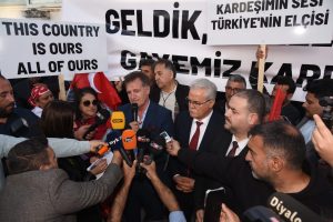 YDP Lefkoşa İlçe Teşkilatı, “Anavatana Saygı, Vefa’ya Çağrı” eylemi yaptı eğitim…