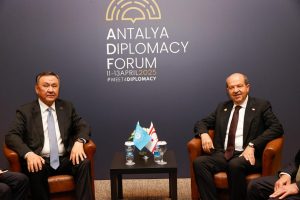 Cumhurbaşkanı Tatar, TDT Genel Sekreteri Kubanychbek Omuraliev ile görüştü