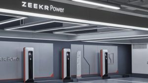 Zeekr, 1.2 MW’lık şarj cihazını görücüye çıkardı!