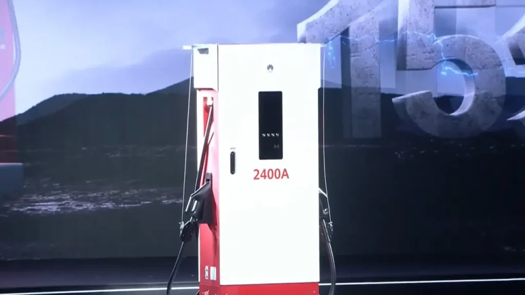 Huawei, süper hızlı şarj ünitesini görücüye çıkardı!