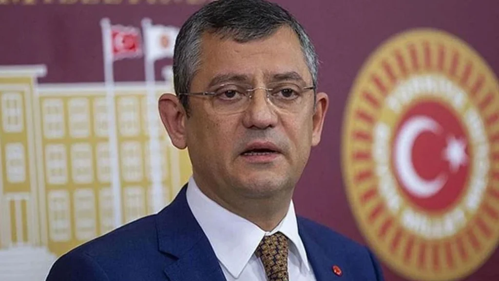 CHP Genel Başkanı Özel’e “kamu görevlisine hakaret”ten soruşturma