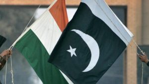 Hindistan, hava sahasını Pakistan’a ait uçuşlara kapattı