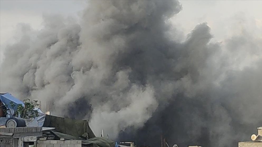 İsrail ordusunun Gazze’nin güneyinde bir eve düzenlediği saldırıda 10 Filistinli öldü