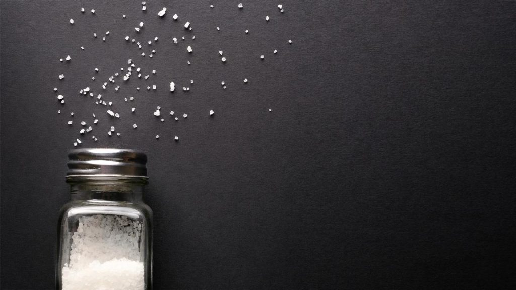 Fazla tuz tüketimi obezite riskini yüzde 330’dan fazla artırabilir