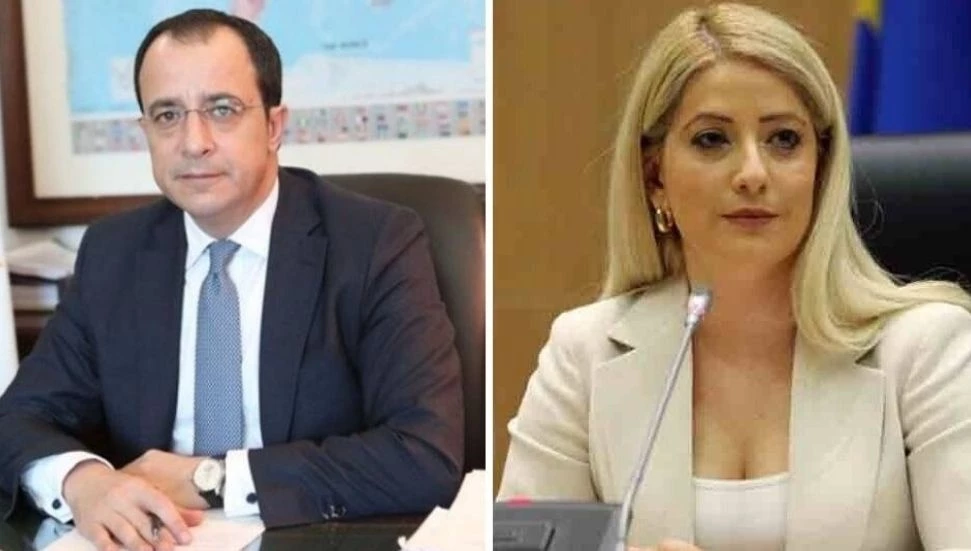 Hristodulidis ve Dimitru, Avrupa Halk Partisi toplantısı için İspanya’da
