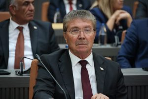 Başbakan Üstel:Bugün ilk oturumunu gerçekleştiren meclisimizin bu tarihi ve özel gününü selamlıyorum