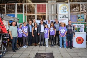 CTP’li kadınlar hem dayanışma gösterdi hem imza topladı