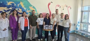 Nasıfoğlu umut olmaya devam ediyor….Onkoloji Hastanesi Çocuk Bölümü’ne infüzyon pompası bağışlandı