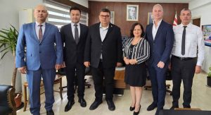 Maliye Bakanı Berova, Avustralya’dan gelen yatırımcıları kabul etti