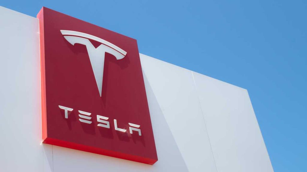 Tesla satışları artış gösterdi: Peki nasıl?