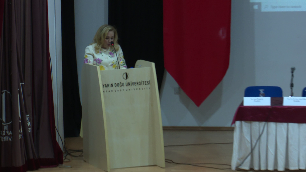 Sibel Tatar: Toplumsal hizmeti özümsemezsek başarılı olamayız