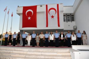 Terfi eden polislere rütbeleri takıldı