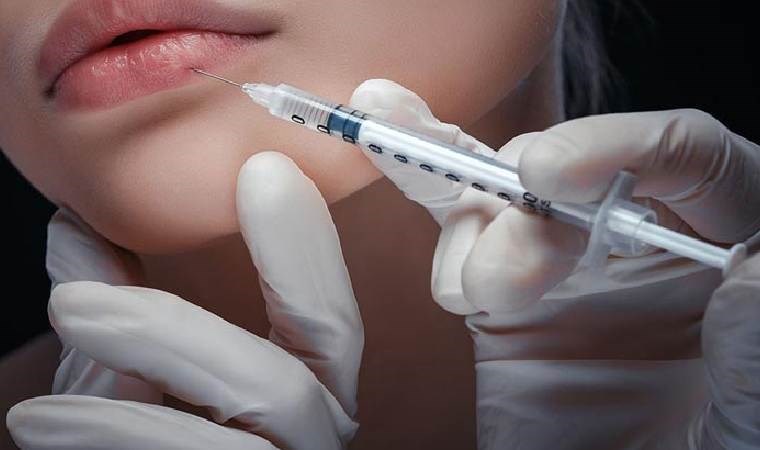 Girne’de kaçak botoks ve dolgu uygulaması yapan şahıs tutuklandı