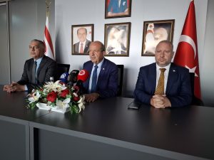 Cumhurbaşkanı Tatar yurda döndü