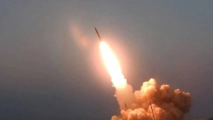 İran ordusu Katar ve Irak’taki ABD üslerine saldırı başlattı