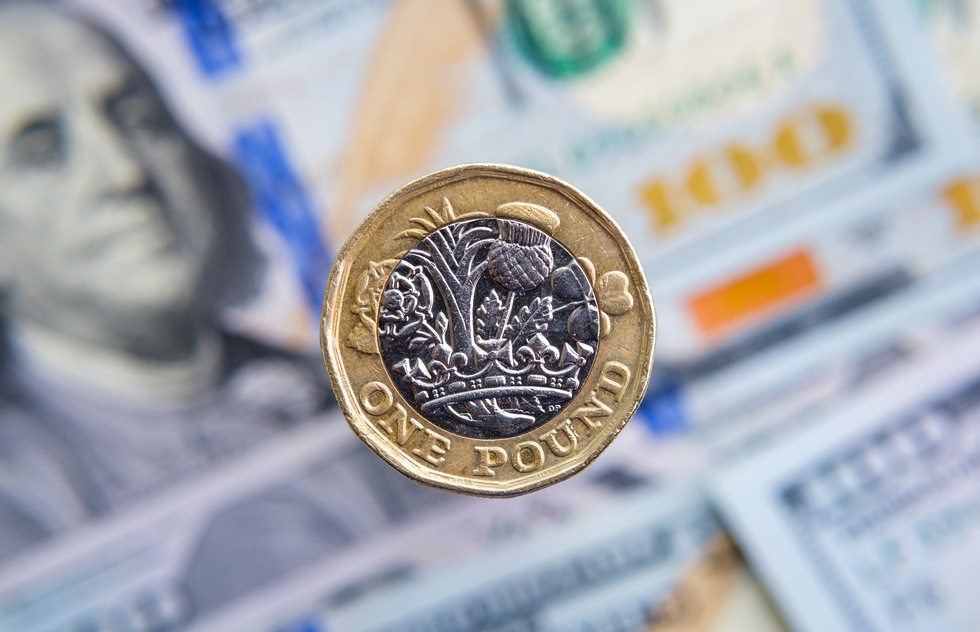 Sterlin 54,60 TL, euro 47,75 TL, dolar 40,63 TL’den işlem görüyor