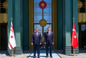 Üstel, Cevdet Yılmaz ile görüştü