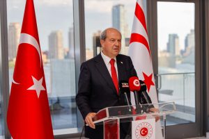 Cumhurbaşkanı Tatar New York’ta vurguladı: “Bir anlaşma olsun diye egemenlikten taviz verilemez”